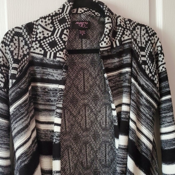 Sweater - Picture 2 of 6